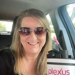 Meet your Posher, Shellie